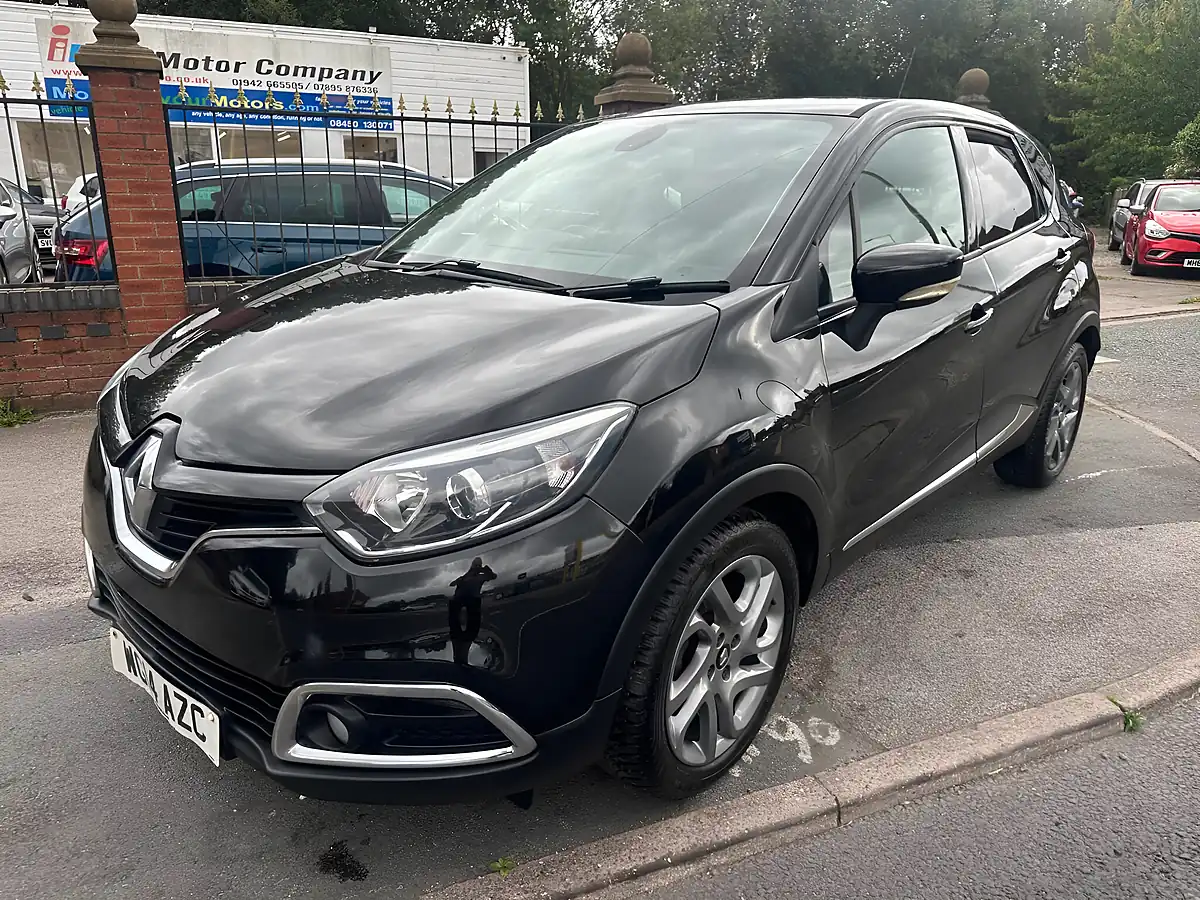 Used 2014 Renault Captur Dynamique S Medianav Black - Interior and Exterior details 10