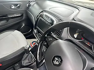 Used 2014 Renault Captur Dynamique S Medianav Black - Interior and Exterior details 13