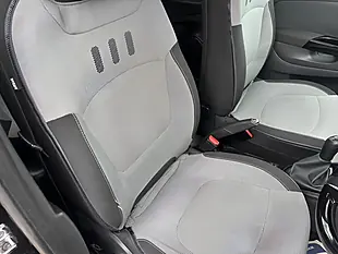 Used 2014 Renault Captur Dynamique S Medianav Black - Interior and Exterior details 15