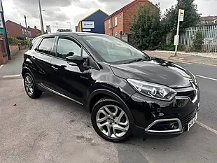 Used 2014 Renault Captur Dynamique S Medianav Black - Interior and Exterior details 8