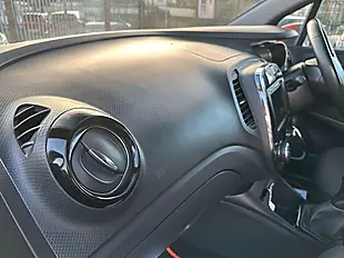 Used 2014 Renault Captur Dynamique S Medianav Black - Interior and Exterior details 20