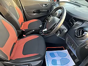 Used 2014 Renault Captur Dynamique S Medianav Black - Interior and Exterior details 6