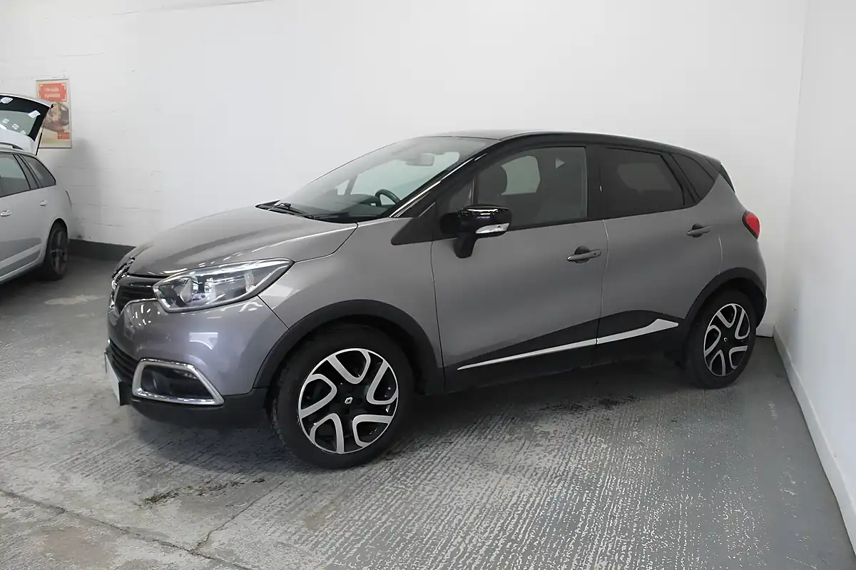 Used 2014 Renault Captur Dynamique S Medianav Grey - Interior and Exterior details 9