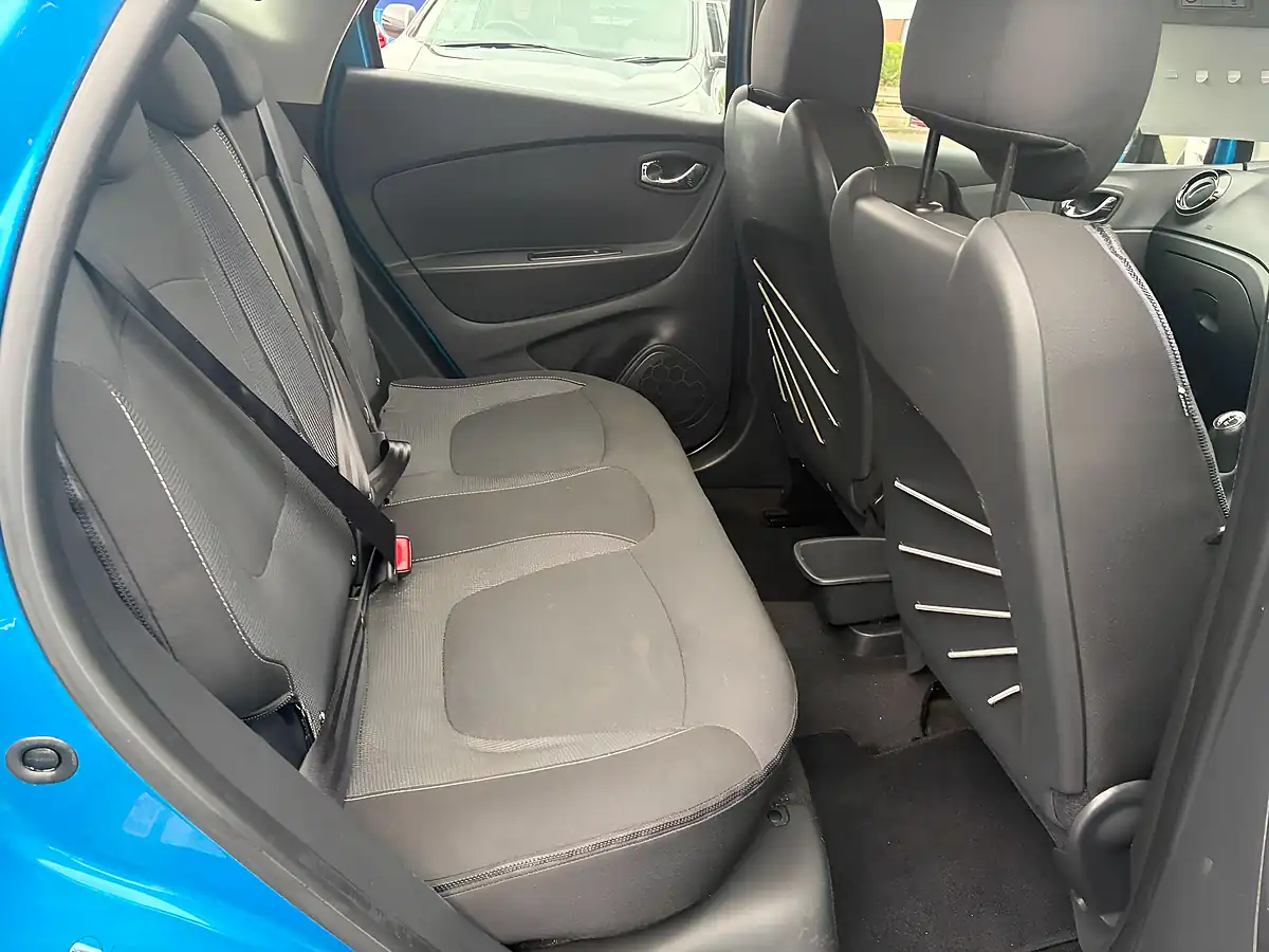 Used 2014 Renault Captur Energy Dynamique Medianav Blue - Interior and Exterior details 10