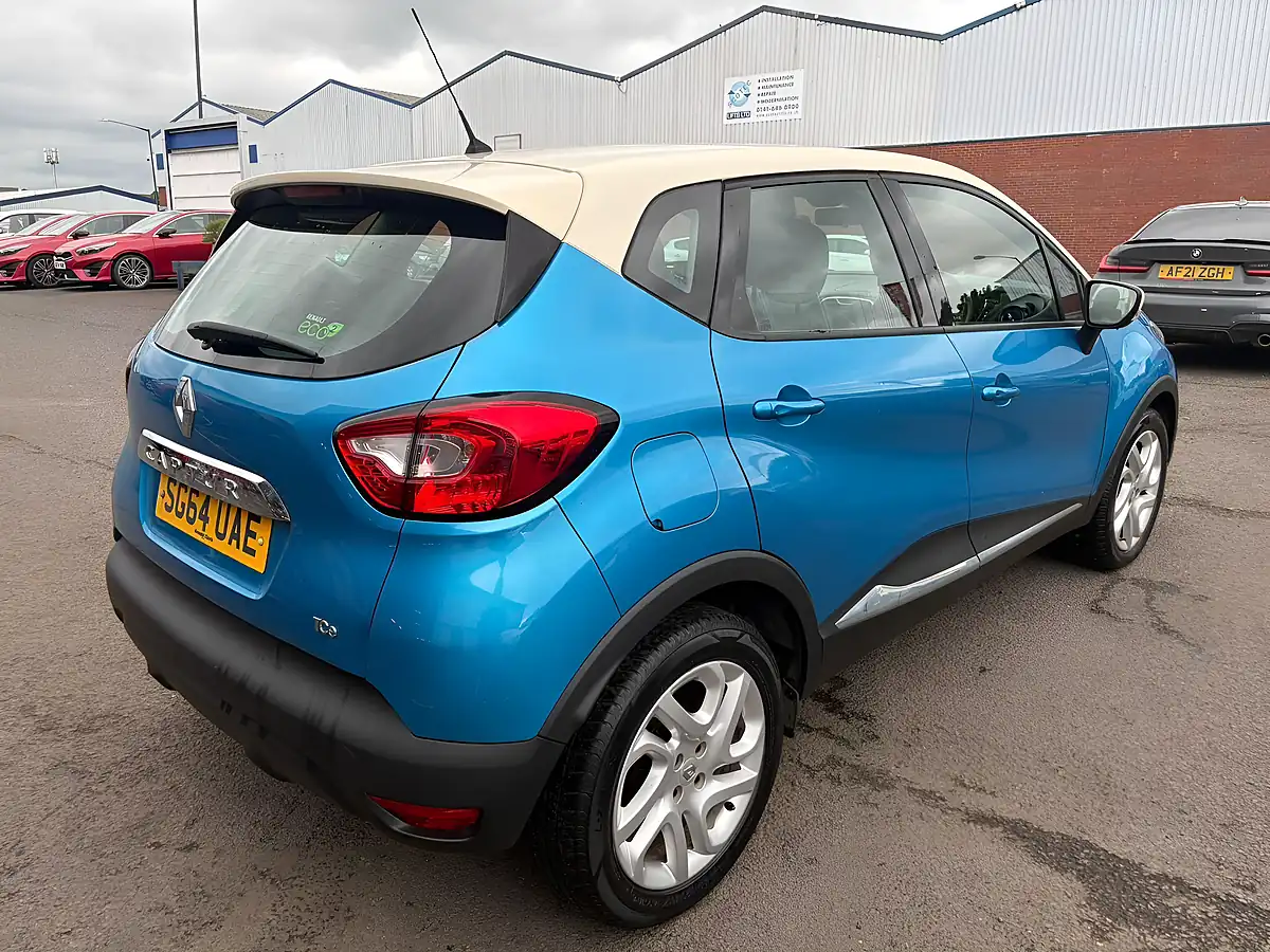 Used 2014 Renault Captur Energy Dynamique Medianav Blue - Interior and Exterior details 7