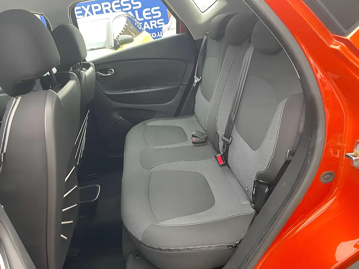 Used 2014 Renault Captur Energy Dynamique Medianav Orange - Interior and Exterior details 15