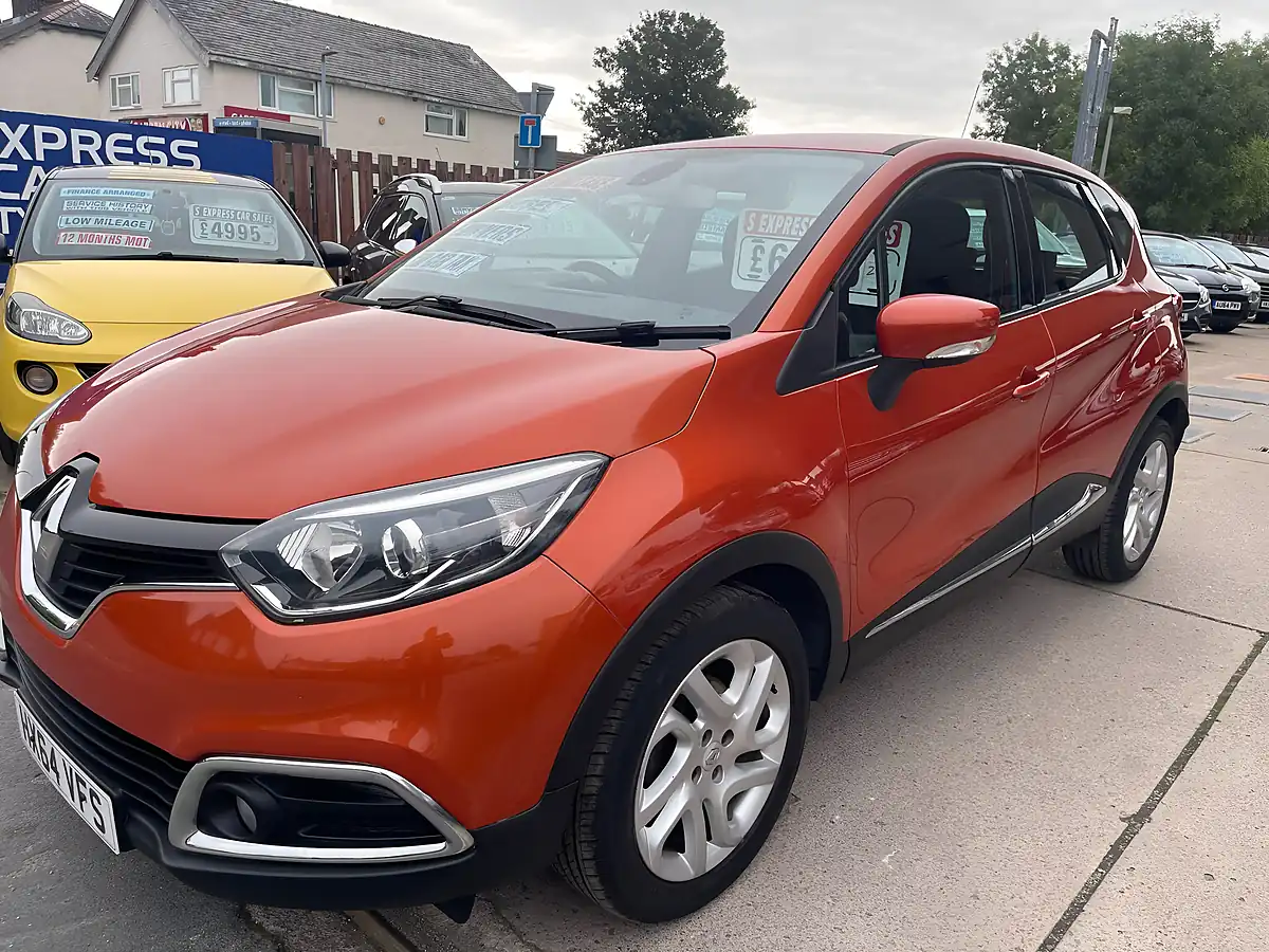 Used 2014 Renault Captur Energy Dynamique Medianav Orange - Interior and Exterior details 19