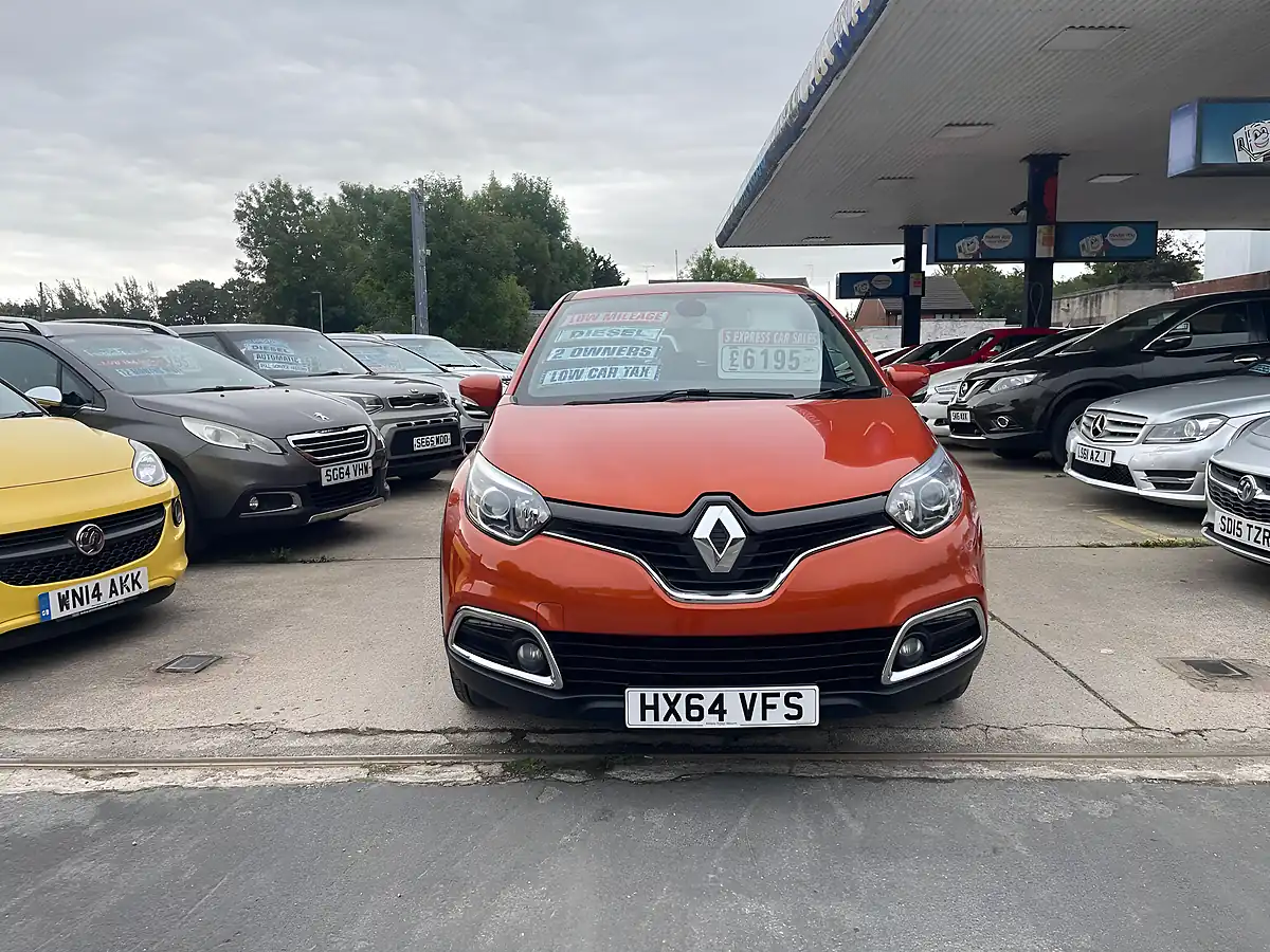 Used 2014 Renault Captur Energy Dynamique Medianav Orange - Interior and Exterior details 7