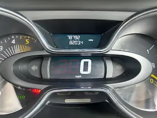 Used 2014 Renault Captur Expression + Convenience Orange - Interior and Exterior details 14