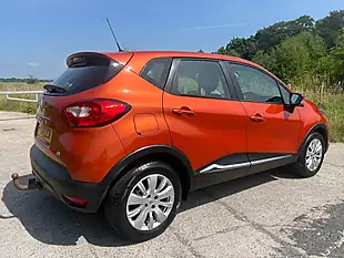 Used 2014 Renault Captur Expression + Convenience Orange - Interior and Exterior details 3