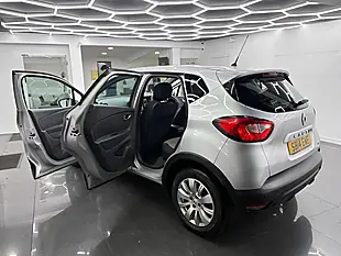 Used 2014 Renault Captur Expression + Convenience Silver - Interior and Exterior details 13