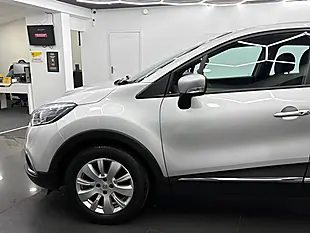 Used 2014 Renault Captur Expression + Convenience Silver - Interior and Exterior details 8