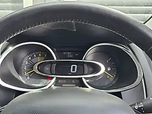 Used 2014 Renault Clio Dynamique Medianav Black - Interior and Exterior details 10
