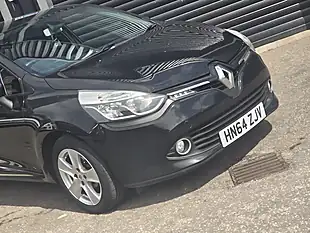 Used 2014 Renault Clio Dynamique Medianav Black - Interior and Exterior details 2