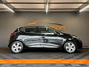 Used 2014 Renault Clio Dynamique Medianav Black - Interior and Exterior details 5