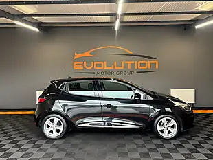 Used 2014 Renault Clio Dynamique Medianav Black - Interior and Exterior details 8