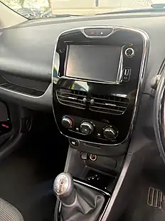 Used 2014 Renault Clio Dynamique Medianav Black - Interior and Exterior details 10