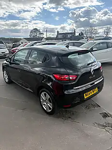 Used 2014 Renault Clio Dynamique Medianav Black - Interior and Exterior details 3
