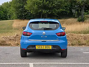 Used 2014 Renault Clio Dynamique Medianav Blue - Interior and Exterior details 6