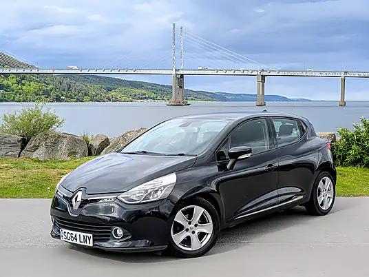 2014 Renault Clio Dynamique Medianav Energy DCI