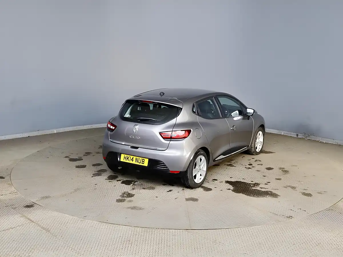Used 2014 Renault Clio Dynamique Medianav Grey - Interior and Exterior details 7