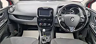 Used 2014 Renault Clio Dynamique Medianav Red - Interior and Exterior details 11