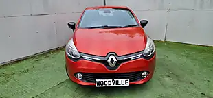 Used 2014 Renault Clio Dynamique Medianav Red - Interior and Exterior details 2