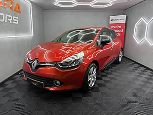 Used 2014 Renault Clio Dynamique Medianav Red - Interior and Exterior details 8
