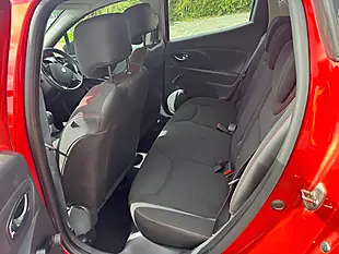 Used 2014 Renault Clio Dynamique Medianav Red - Interior and Exterior details 11
