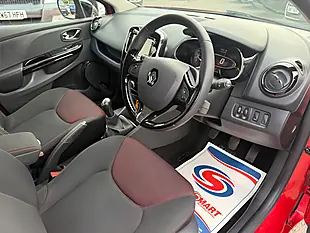 Used 2014 Renault Clio Dynamique Medianav Red - Interior and Exterior details 10