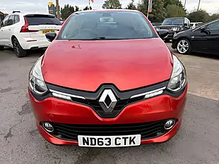 Used 2014 Renault Clio Dynamique Medianav Red - Interior and Exterior details 5