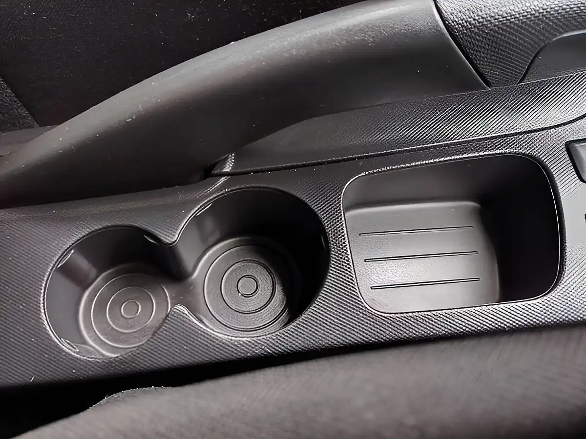 Used 2014 Renault Clio Dynamique Medianav Silver - Interior and Exterior details 19