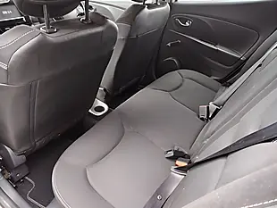 Used 2014 Renault Clio Dynamique Medianav Silver - Interior and Exterior details 6