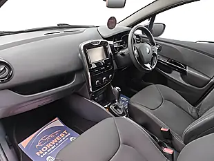 Used 2014 Renault Clio Dynamique Medianav Silver - Interior and Exterior details 8