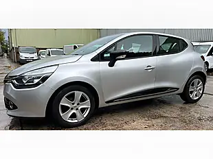 Used 2014 Renault Clio Dynamique Medianav Silver - Interior and Exterior details 10