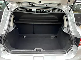 Used 2014 Renault Clio Dynamique Medianav Silver - Interior and Exterior details 18