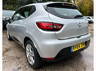 Used 2014 Renault Clio Dynamique Medianav Silver - Interior and Exterior details 9