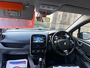 Used 2014 Renault Clio Dynamique Medianav White - Interior and Exterior details 16
