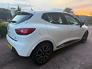 Used 2014 Renault Clio Dynamique Medianav White - Interior and Exterior details 3