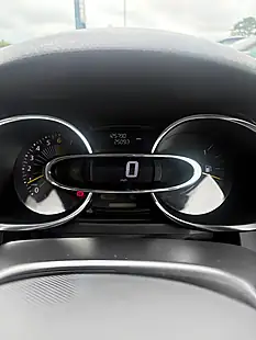 Used 2014 Renault Clio Dynamique Medianav White - Interior and Exterior details 11