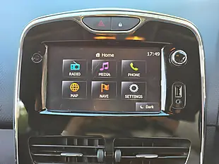 Used 2014 Renault Clio Dynamique Medianav White - Interior and Exterior details 16