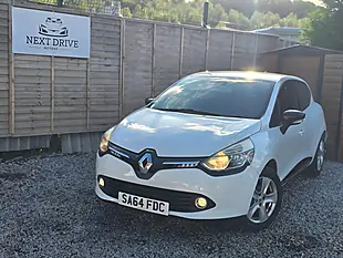 Used 2014 Renault Clio Dynamique Medianav White - Interior and Exterior details 2