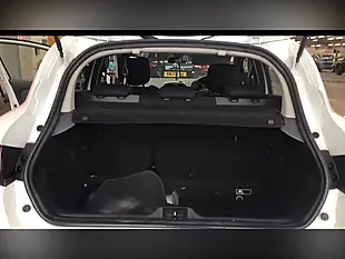 Used 2014 Renault Clio Dynamique Medianav White - Interior and Exterior details 11