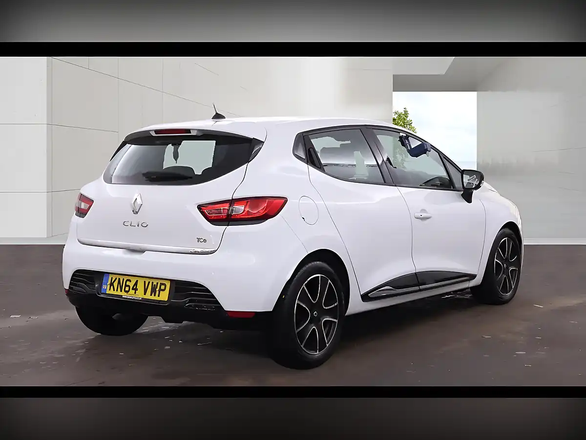 Used 2014 Renault Clio Dynamique Medianav White - Interior and Exterior details 6