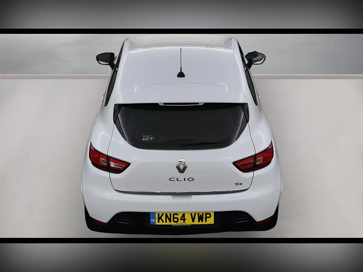 Used 2014 Renault Clio Dynamique Medianav White - Interior and Exterior details 8