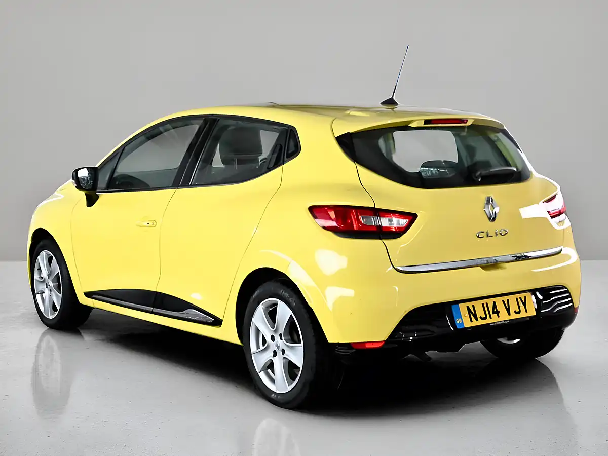 Used 2014 Renault Clio Dynamique Medianav Yellow - Interior and Exterior details 2