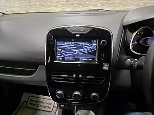 Used 2014 Renault Clio Dynamique Medianav Yellow - Interior and Exterior details 11