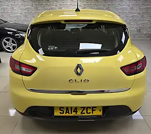 Used 2014 Renault Clio Dynamique Medianav Yellow - Interior and Exterior details 7