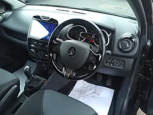 Used 2014 Renault Clio Dynamique S Medianav Black - Interior and Exterior details 10