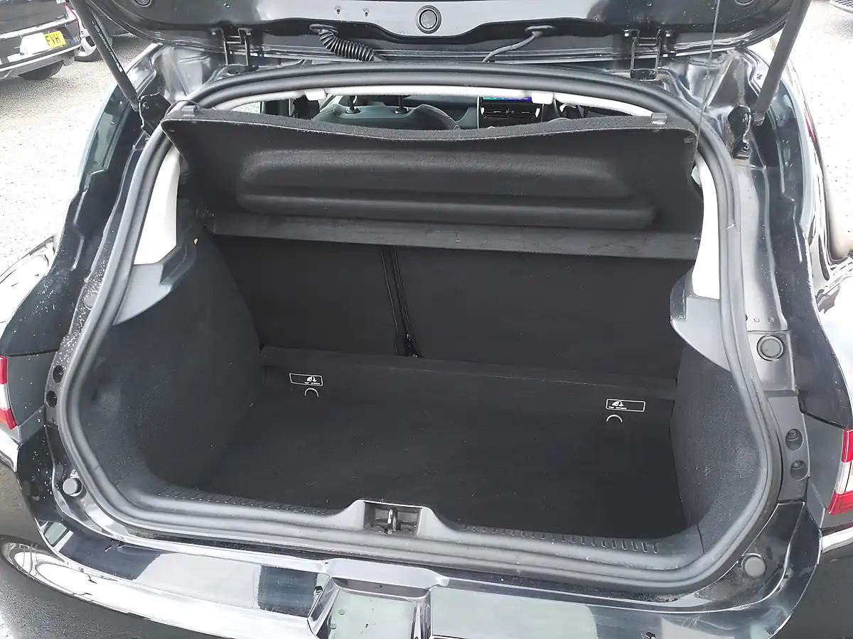 Used 2014 Renault Clio Dynamique S Medianav Black - Interior and Exterior details 14